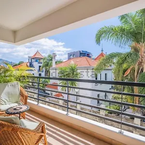Lovely At The Location In Funchal (Madeira)